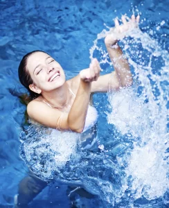 Amenidades: Departamentos con Alberca Panoramica